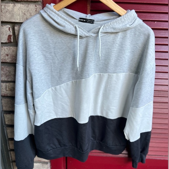 SHEIN multi color large lightweight hoodie - Picture 2 of 6